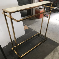 Étagère de présentation en or pour la vente au détail, support en métal et en bois, meubles pour magasin de vêtements, acier et bois avec surface polie, emballé dans un carton