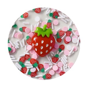 Cabujones de resina con reverso plano de fresa estilo dibujos animados Kawaii, rebanadas de arcilla polimérica, abalorios de limo de frutas en 1 bolsa - Product Image 4