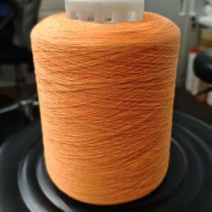 Fil modacrylique mélangé <span class=keywords><strong>à</strong></span> du coton Ne40/2 utilisé pour le tricotage de gants et de vêtements de travail, couleur orange - Product Image 1