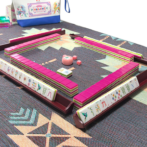 Coffret Cadeau Mahjong Américain Portable Rose Rouge Premium 160 Tuiles Sacs de Rangement de Haute Qualité Dés en Acrylique <span class=keywords><strong>Poker</strong></span> 4 Joueurs Écologique - Product Image 5