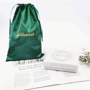 Sac en satin à cordon coulissant avec logo personnalisé, sacs en satin pour perruques, sacs de rangement pour cheveux naturels tissés, sac cadeau en satin - Product Image 5