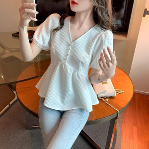 Camicetta Elegante in Chiffon Stile Coreano per Donne e Ragazze, Nuova Moda con Scollo a V, Maniche Corte a Sbuffo, Decorazione con Bottoni, Tinta Unita Lavorata a Maglia - Product Image 4
