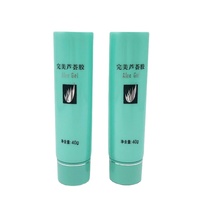 Emballage en tube plastique de 30 ml et 50 ml, couleur personnalisée, avec bouchon à vis haut pour les soins cosmétiques et les trousses de toilette de voyage