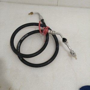 ท่อแอร์ 11Q6-90380 สำหรับรถขุดฮุนได แบบติดตั้งบนพื้น ทรงกลม ทำจากอลูมิเนียม - Product Image 1