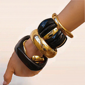 2025 Fashion Jewelry <b>Red</b> Resin Wide Face Open BANGLES Luxury High-end Handmade Antique Silver Plated Black Geometric - Product Image 2