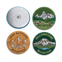 Badges personnalisés en émail chenille avec broderie, motifs paysages de montagne modernes et traditionnels, pour souvenirs et clubs
