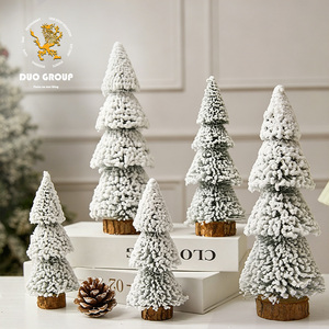 Mini sapin <span class=keywords><strong>de</strong></span> Noël artificiel personnalisé avec neige artificielle, petit sapin <span class=keywords><strong>de</strong></span> Noël <span class=keywords><strong>de</strong></span> table avec base <span class=keywords><strong>en</strong></span> <span class=keywords><strong>bois</strong></span> - Product Image 5