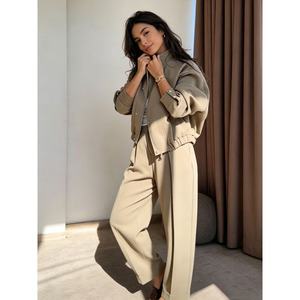 Ensemble de tenue 2 pièces pour femmes, veste bomber boutonnée à col montant et pantalon large à taille haute, ensemble assorti décontracté - Product Image 1