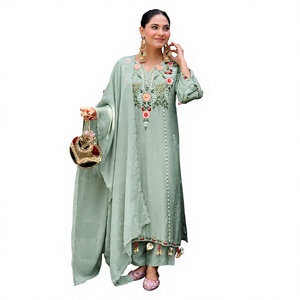 Costume Anarkali moderne brodé en coton vert PISTA pour femmes, idéal pour les mariages traditionnels indiens et pakistanais, séchage rapide - Product Image 1