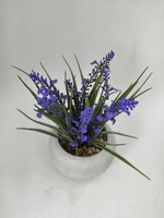 Petite plante artificielle de lavande avec herbe et galets dans un pot en céramique blanc, mini plante en pot pour la décoration de table
