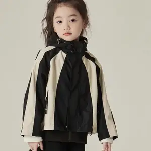 Vêtements d'extérieur contrastés pour enfants Vêtements Veste en coton à capuche avec coupe-vent épaissi Filles Vêtements à manches longues Manteau Vestes