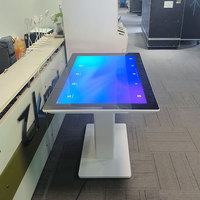 Usine 55 pouces Android Touch Table pour restaurant avec commande intelligente prend en charge les jeux