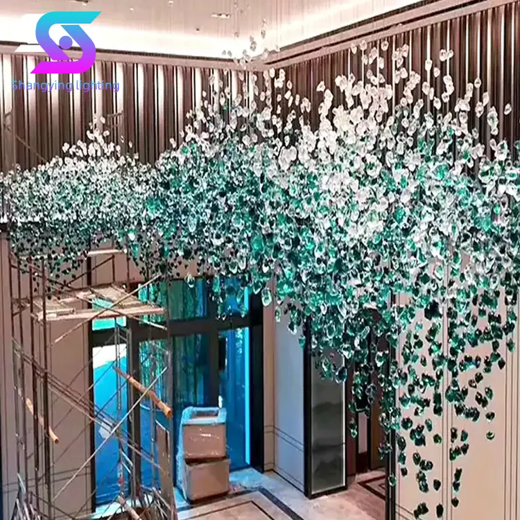 Mühendislik özelleştirilmiş lamba cam lüks LED dekorasyon gösterisi odası büyük otel lobisinde kristal özel Modern cam avize işık