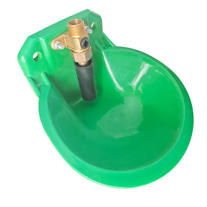 Nouvelle Abreuvoir pour Volailles, Valve en Cuivre Durable, Bol à Eau pour <span class=keywords><strong>Moutons</strong></span> et Chèvres, Abreuvoir Automatique en PP Vert pour Utilisation en Ferme de <span class=keywords><strong>Moutons</strong></span> et de Chèvres - Product Image 4