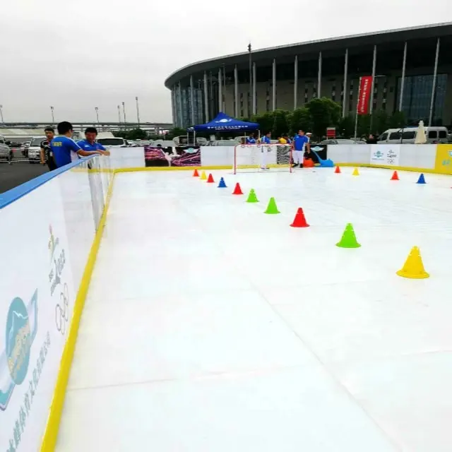 Hot selling HDPE synthetische ijsbaan hek plastic ijshockey dasher boards/barrière