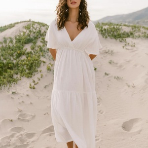 Robe d'été légère et décontractée pour femmes, best-seller, en tissu respirant et doux, style Boardwalk Breeze - Product Image 1