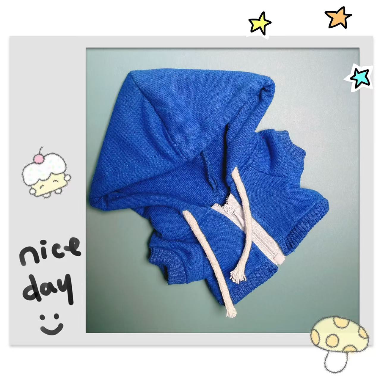 Completo Labubu in maglia, color blu lago.