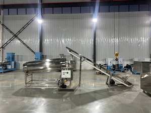 Suministro de fábrica Extrusora automática de procesamiento de alimentos secos para mascotas Máquina para hacer alimentos para perros cachorros y adultos Línea de producción de alimentos para gatos - Product Image 3