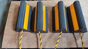 Cale de roue triangulaire pour avion, pour entrepôt d'usine - Product Image 2