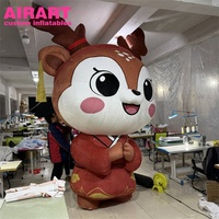 Mascotte gonflable personnalisée imprimée style chinois, renne gonflable mignon de dessin animé avec tenue traditionnelle pour la promotion