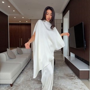 Conjunto de Pantalones Anchos Blancos Holgados de Primavera 2026 para Mujer, Atuendo Informal de Dos Piezas con Corte Irregular, Estilo Europeo y Americano - Product Image 1