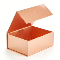 Maßgefertigte Starre Zusammenklappbare Verpackung Magnetische Kleidungs- und 3C-Digital-Geschenkbox Große Faltbare Karton-Luxusgeschenkboxen mit Griff