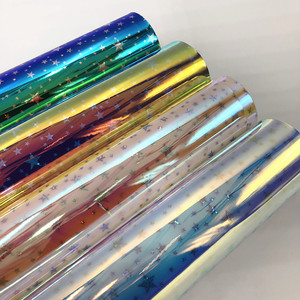 Tela de vinilo de TPU holográfica iridiscente de alta calidad con estrellas para bolsos, zapatos, artesanías - Product Image 2