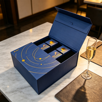 Ensemble boîte cadeau magnétique écologique réutilisable bleu marine + sac fourre-tout |   Carte des Étoiles Dorées |   Boîte vide pour gâteaux de lune et cadeaux de prestige