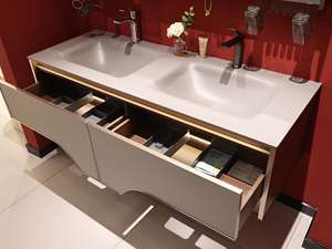 Juego de tocador de baño de montaje en pared de lujo de gama alta y elegante moderno, espejo inteligente diseñado en <span class=keywords><strong>Suiza</strong></span> para uso en comedor, fregadero - Product Image 3