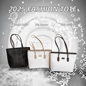 Sac à main coloré de grande capacité au design personnalisé, sacs en néoprène tissés de luxe, sac fourre-tout pour femme en vente - Product Image 2