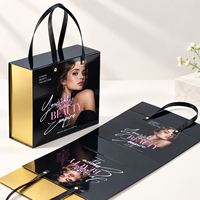 Boîte d'emballage personnalisée pour extensions de cheveux, boîte cadeau rigide pliable en carton magnétique avec poignée et doublure en soie pour paquets de perruques