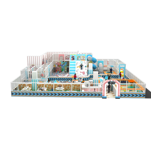 Parc de jeux intérieur pour enfants avec trampoline, château gonflable et équipements de sport - Product Image 2
