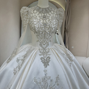 Vestido de Novia Moderno DW0075 con Cola de Capilla, Mangas Largas, Encaje Bordado, Cristal, Organza, Ecológico - Product Image 2