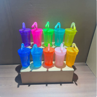 Gobelets colorés, grande capacité, anti-fuite, avec couvercles et protège-pailles, adaptés aux aides alimentaires