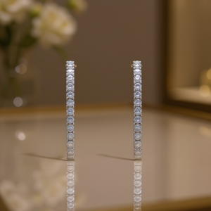 Orecchini a Cerchio in Oro Bianco E4184 con Cristalli e Strass, Gioielli Classici da Sposa per Donna - Product Image 2