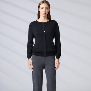 Custom Luxury Casual Office Knitwear Black Round Neck Button-Down Sweater with Pockets Women's 100% Cotton Knit <b>Cardigan</b> - Product Image 1