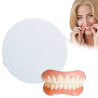 Prothèse dentaire complète en silicone à clipser, couvre-dents ajustables pour un sourire éclatant et un blanchiment des dents