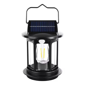 Lanterne de camping à LED solaire avec panneau solaire, étanche IP65, corps en plastique noir, lumière chaude 2700K, utilisation autonome en extérieur - Product Image 1