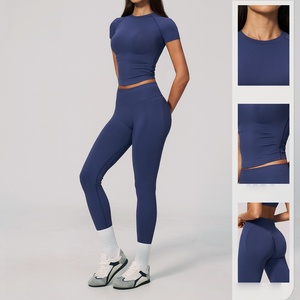 Set Yoga da Donna Senza Cuciture con Collo Tondo e Maniche Corte, Controllo Pancia, Asciugatura Rapida, Alta Elasticità, Vestibilità Slim, <span class=keywords><strong>2</strong></span> Pezzi per Palestra e Fitness all'Aperto - Product Image 2