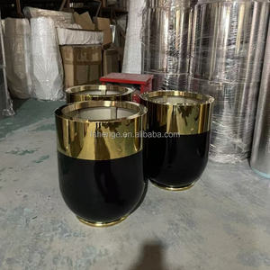 Jarrón decorativo elegante de acero inoxidable de metal dorado para hotel y hogar - Product Image 5