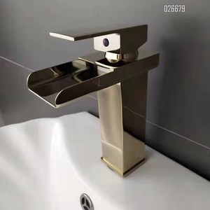 China, el proveedor de mejor <span class=keywords><strong>precio</strong></span> buena grifería <span class=keywords><strong>calidad</strong></span> latón cascada baño grifo cuenca - Product Image 1