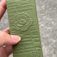 Etiqueta Adhesiva de Papel Impermeable Personalizada de Lujo Ecológica con Proceso UV en Relieve para Cosméticos, Lápiz Labial, Cuidado de la Piel, Velas Impresas