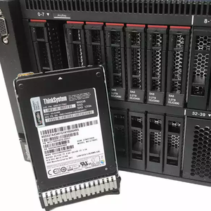 ThinkSystem SR860 V2 4-Socket High-Performance GPU Server 4U Rack avec 8SFF Drive Bays en stock! - Product Image 1