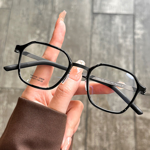 Montures de lunettes en titane pur 2624, monture complète, géométriques, légères, pour hommes, lunettes de vue Danyang - Product Image 2