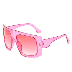 <span class=keywords><strong>Lunettes</strong></span> de soleil <span class=keywords><strong>tendance</strong></span> <span class=keywords><strong>2022</strong></span> <span class=keywords><strong>Lunettes</strong></span> de soleil carrées surdimensionnées à la mode pour femmes Protection UV400 <span class=keywords><strong>Lunettes</strong></span> de soleil en PC - Product Image 5