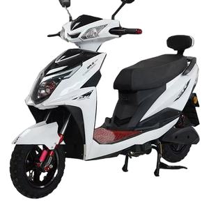 سكوتر كهربائي عالي السرعة بعجلتين مع بطارية ذكية وفرامل قرصية ومحرك عديم المسفرات ومصباح أمامي وإطارات تفريغ الهواء - Product Image 1