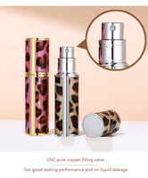 Pulvérisateur de parfum/huile essentielle rechargeable en cuir gravé, format voyage, mini cosmétique F902-Cuir