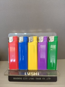 Briquet <span class=keywords><strong>électronique</strong></span> en plastique à <span class=keywords><strong>prix</strong></span> d'usine, torche imprimée, à gaz butane, certifié ISO9994, portable et classique - Product Image 4
