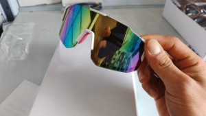 Occhiali da Sole Sportivi Unisex Personalizzabili con Logo, Montatura Semi-Rimless in PC Antivento, per Baseball, Corsa, Ciclismo, Lenti Polarizzate UV400 - Product Image 6