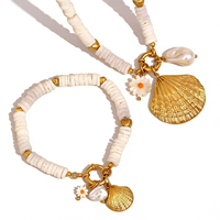 Ensemble collier et bracelet en acier inoxydable plaqué or 18 carats avec pendentif coquillage - Collier coquillage style plage pour les vacances, au design unique